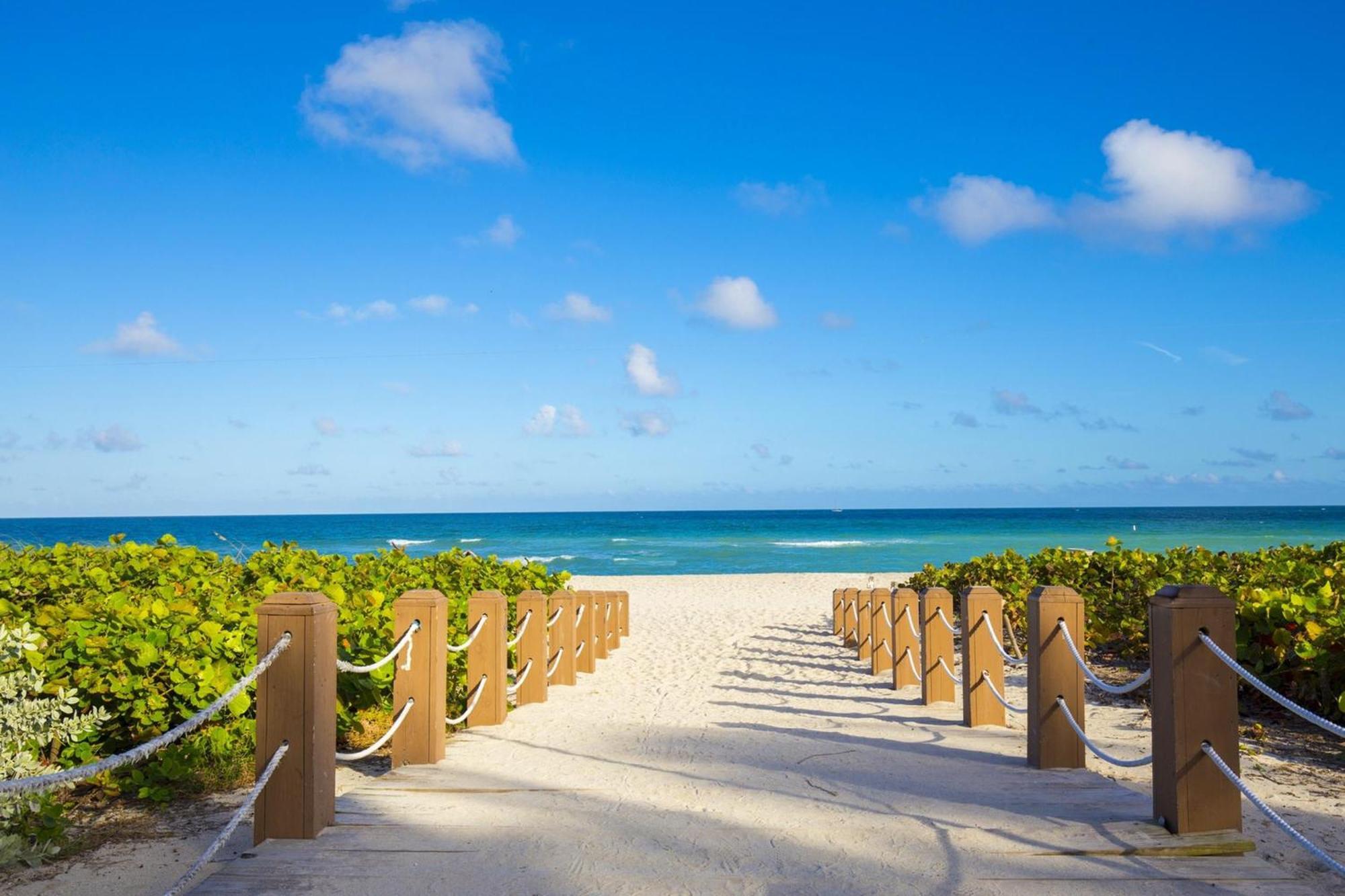 W South Beach Miami Beach Exterior photo